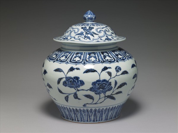 青花四季花卉紋蓋罐