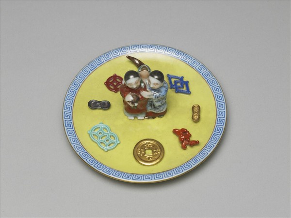 黃地粉彩和合二仙香插