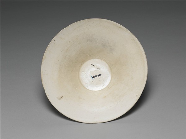 定窯 白瓷花口碗