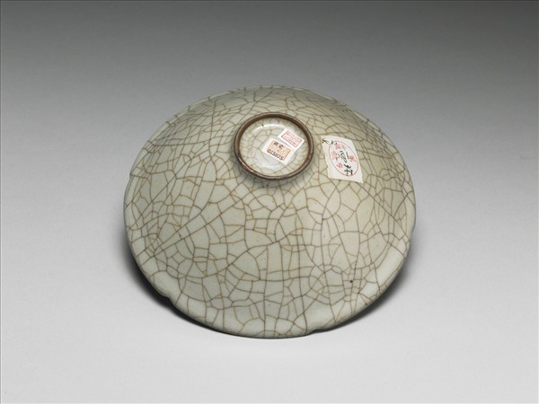 哥窯 青瓷葵口碗