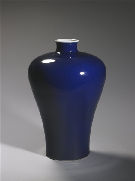 霽青釉梅瓶