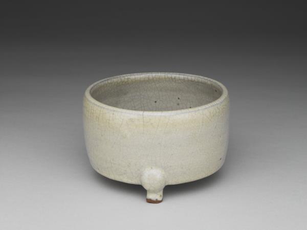 官窯 青瓷三足爐