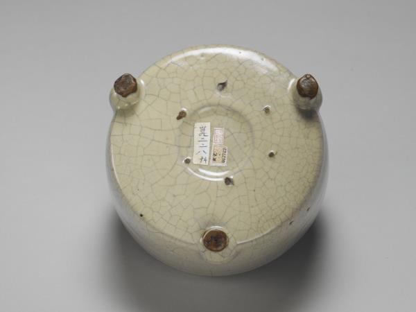 官窯 青瓷三足爐