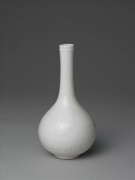 白瓷魚藻紋膽瓶