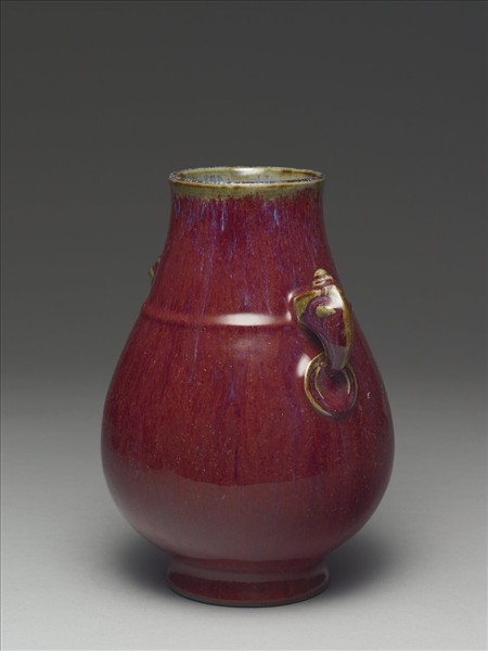 爐鈞釉獸耳暗環瓶