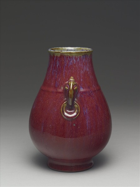 爐鈞釉獸耳暗環瓶