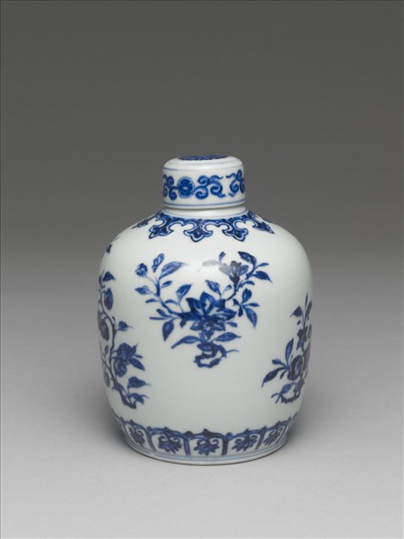 青花菊花紋蓋罐