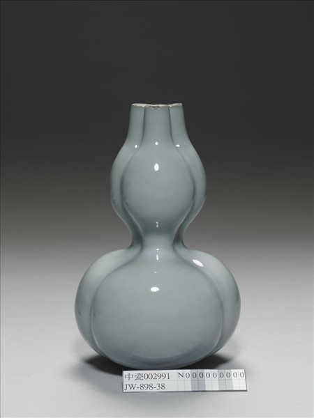 青瓷三連葫蘆瓶