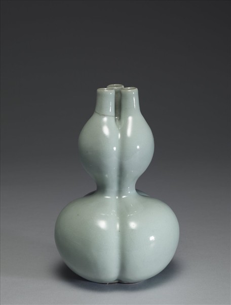 青瓷三連葫蘆瓶