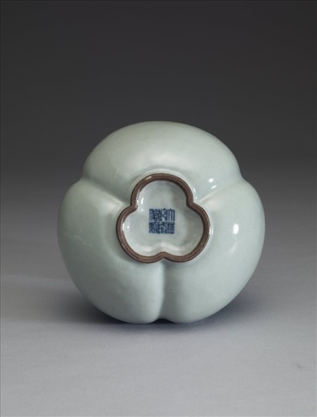 青瓷三連葫蘆瓶