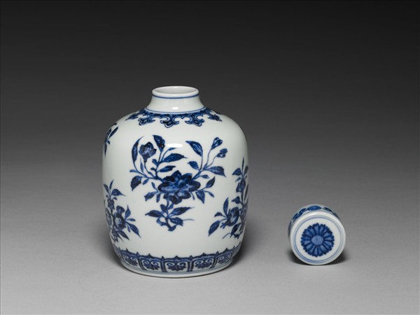 青花菊花紋蓋罐