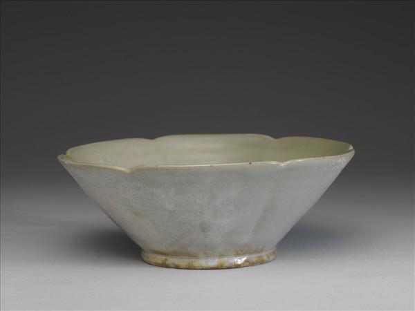 越窯 青瓷葵瓣碗