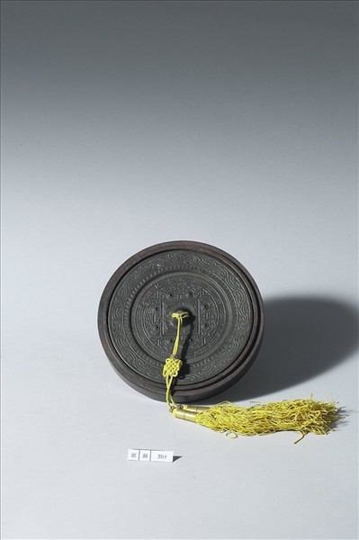 「仙人不老」博局鳥獸紋鏡