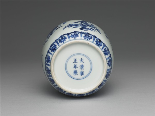 青花菊花紋蓋罐