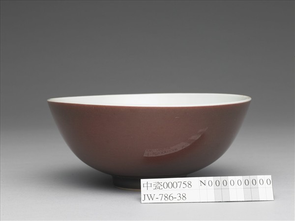 霽紅釉碗