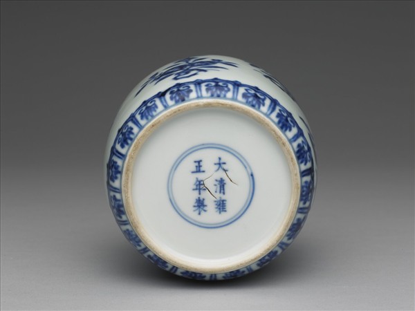 青花菊花紋蓋罐