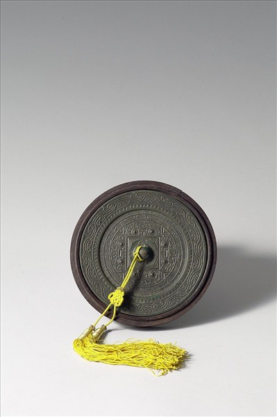 「仙人不老」博局鳥獸紋鏡