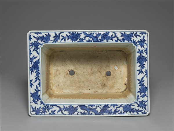 青花山水圖四方花盆