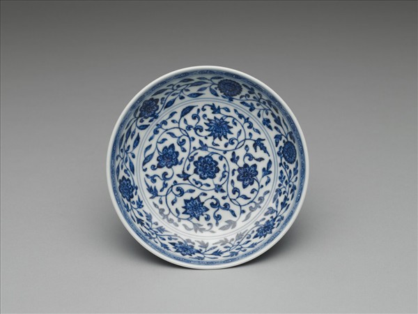 青花番蓮紋盤