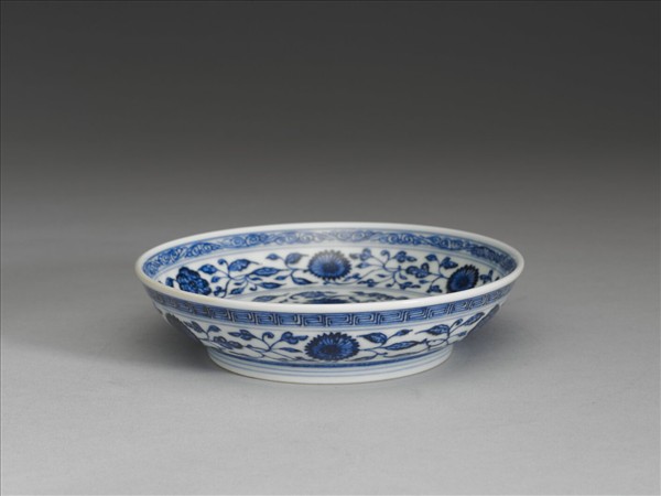 青花番蓮紋盤