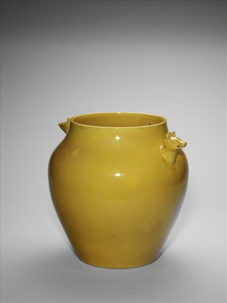 黃釉雙獸耳罐