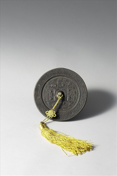 「仙人不老」博局鳥獸紋鏡