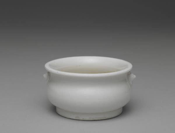 德化窯 白瓷獸耳爐