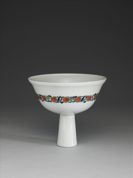 白地五彩花鳥高足碗