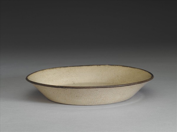 吉州窯 白瓷劃花龍紋碟