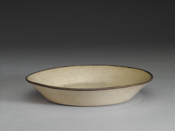 吉州窯 白瓷劃花龍紋碟