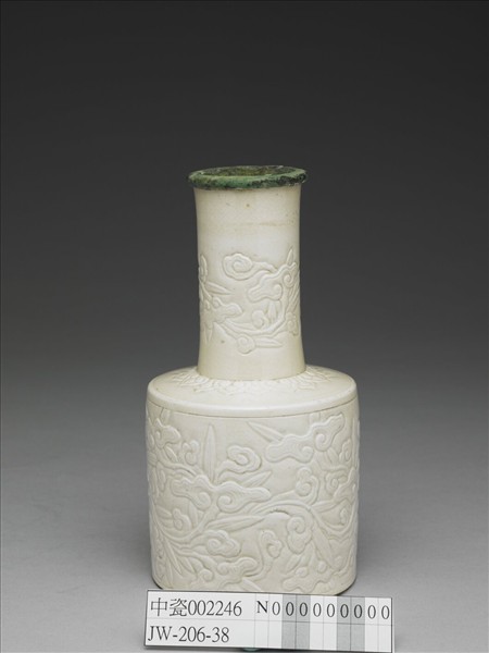 臨川窯 白瓷靈芝紋紙槌瓶