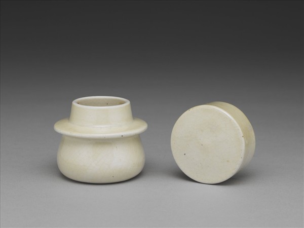 彭窯 白瓷軸頭罐