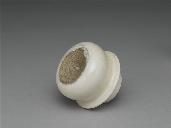 彭窯 白瓷軸頭罐