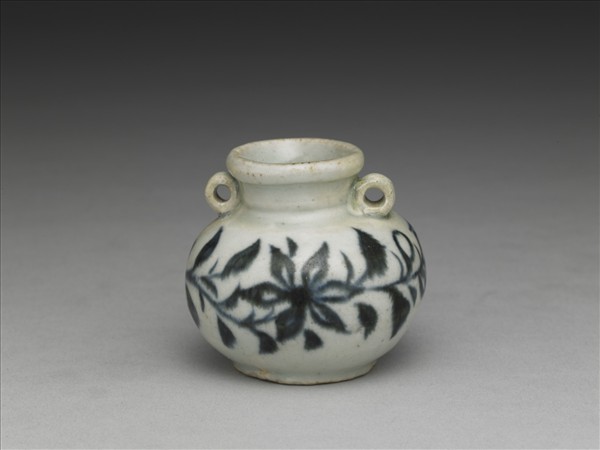 青花花卉紋雙耳罐