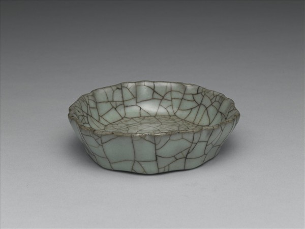 哥窯 青瓷葵口洗