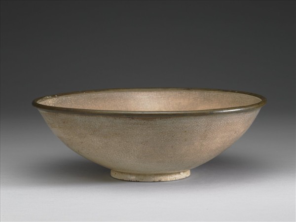 吉州窯 白瓷葉紋碗