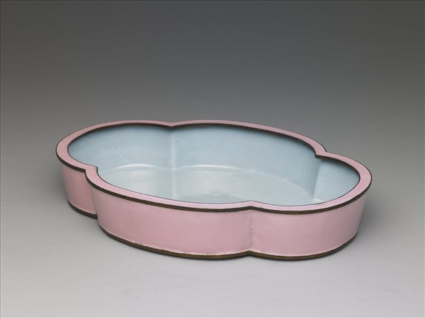 銅胎畫琺瑯海棠式花盆