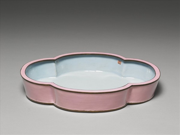 銅胎畫琺瑯海棠式花盆