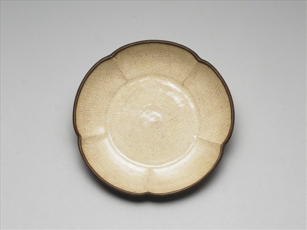 白瓷碟
