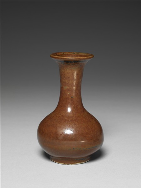 褐釉瓶