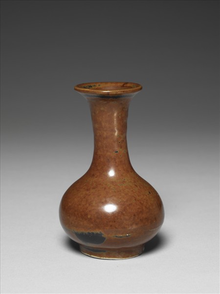 褐釉瓶