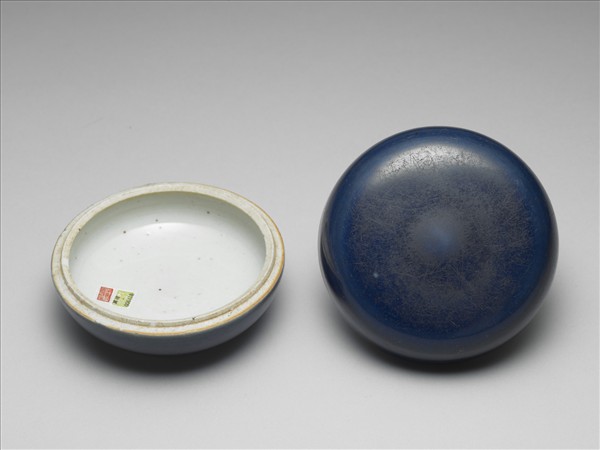 霽青釉圓盒
