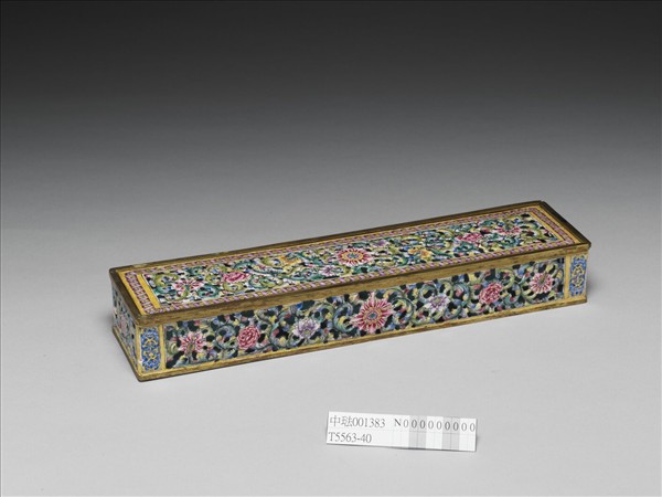 銅胎畫琺瑯番蓮紋爐