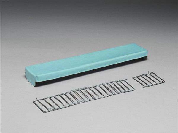 銅胎畫琺瑯番蓮紋爐