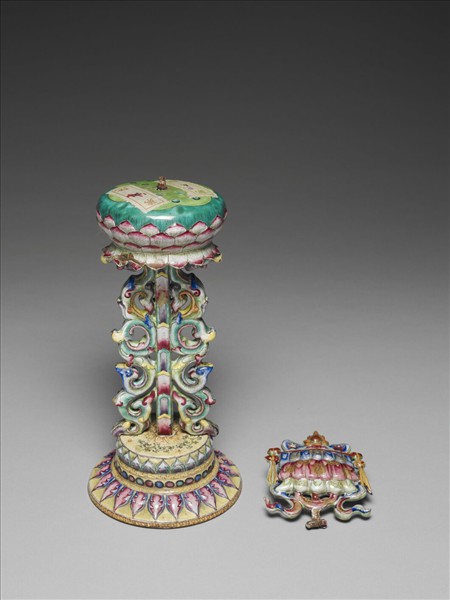 銅胎畫琺瑯五彩八寶（寶幢）