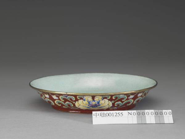 銅胎畫琺瑯紅地花卉紋盤