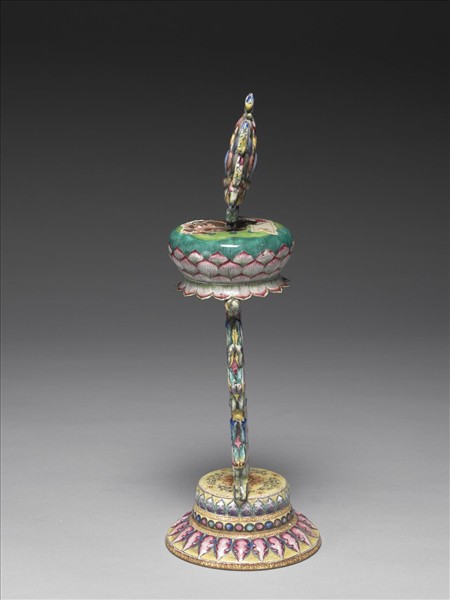 銅胎畫琺瑯五彩八寶（蓮花）