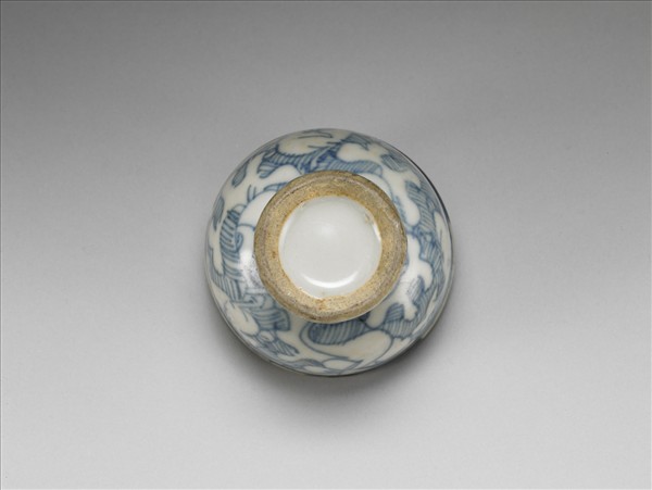 青花海獸紋高足杯- 故宮