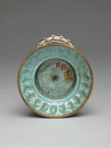 銅胎畫琺瑯五彩八寶（雙魚）