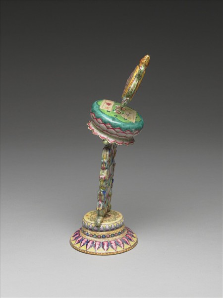 銅胎畫琺瑯五彩八寶（法輪）